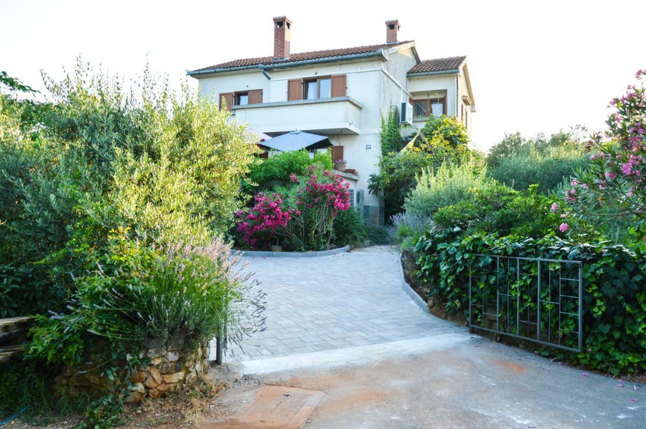 Apartment Zoja Pinezići Εξωτερικό φωτογραφία